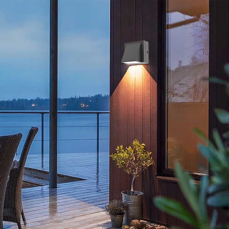Zidna LED lampa sa promenljivom bojom svetla 6W Braytron BG38-02682