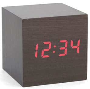 Kikkerland Budilnik Wood Cube dark AC22-DK