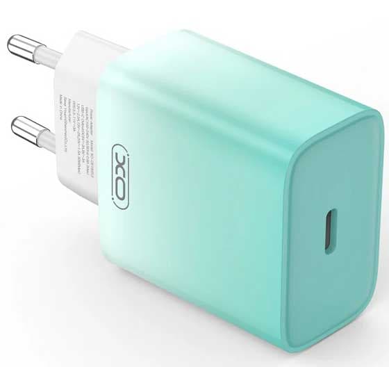 XO Brzi punjač za mobilne uređaje USB-C 30W CE18 plavi