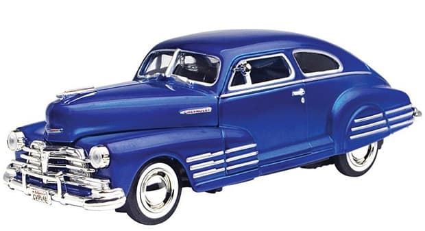 Autić 1:24 MotorMax 1948 Chevy Aerosedan Fleetline 225435-3