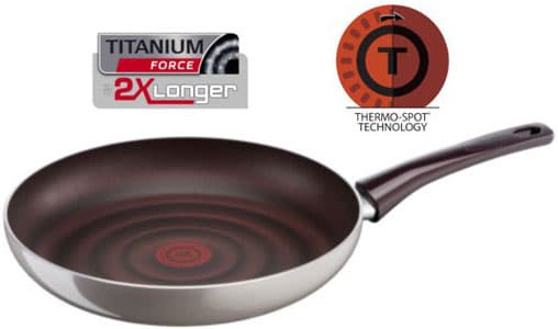 Tefal tiganj sa Titanium Force oblogom prečnika 28 cm Pleasure D50406