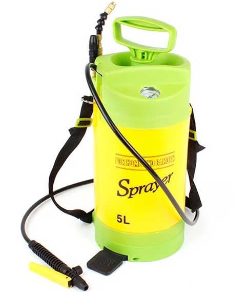 Prskalica sa ručnom pumpom Womax 5L 0322035