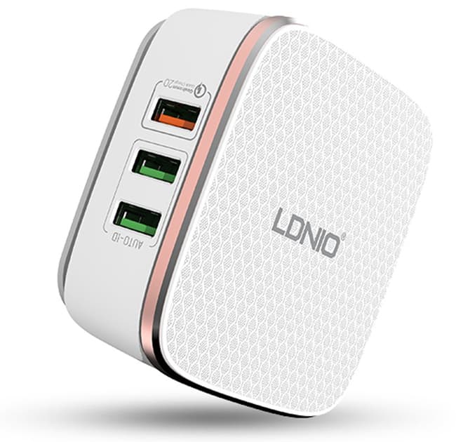 Stoni USB punjač sa 6 portova za baterije prenosnih uređaja Ldnio A6704